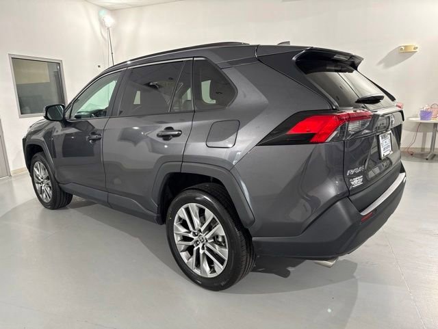 Used 2023 Toyota RAV4 XLE Premium FWD image 7