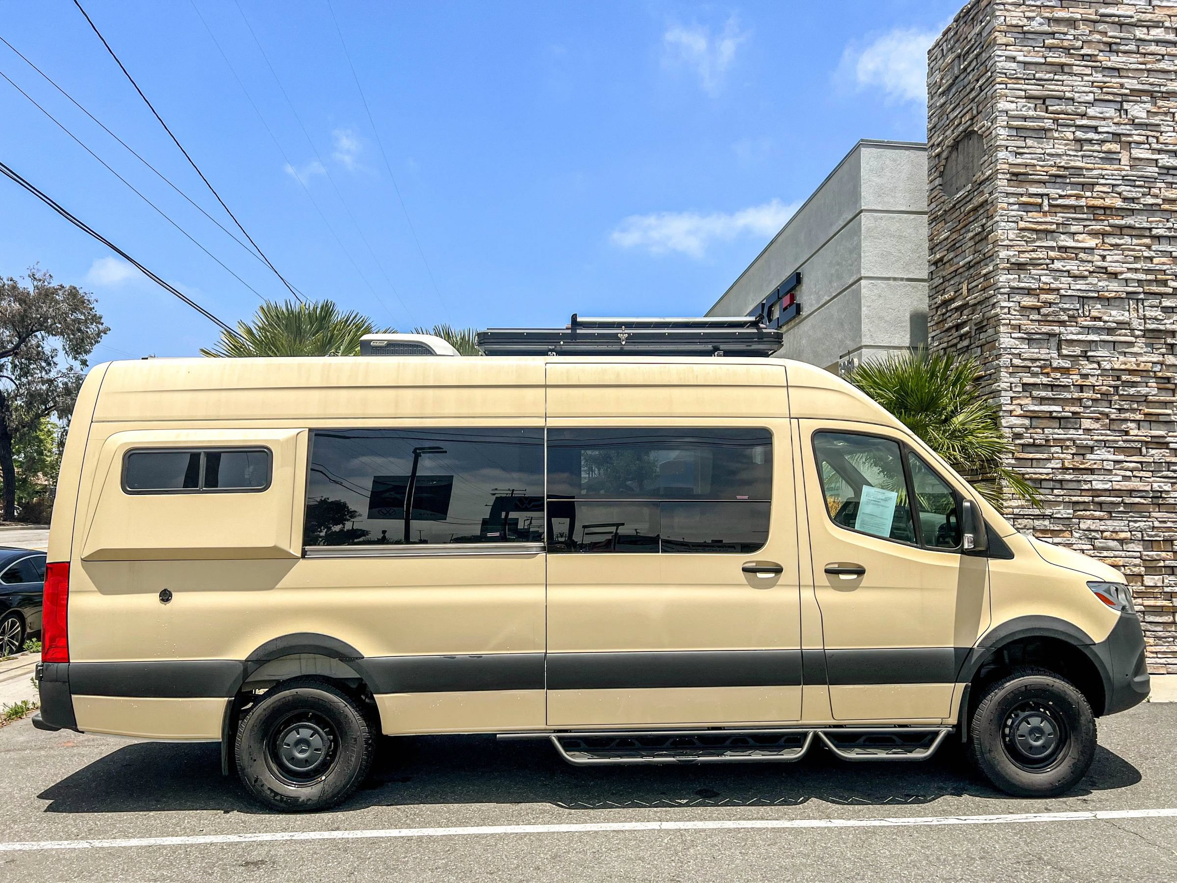 Used 2022 Mercedes-Benz Sprinter 2500 image 12
