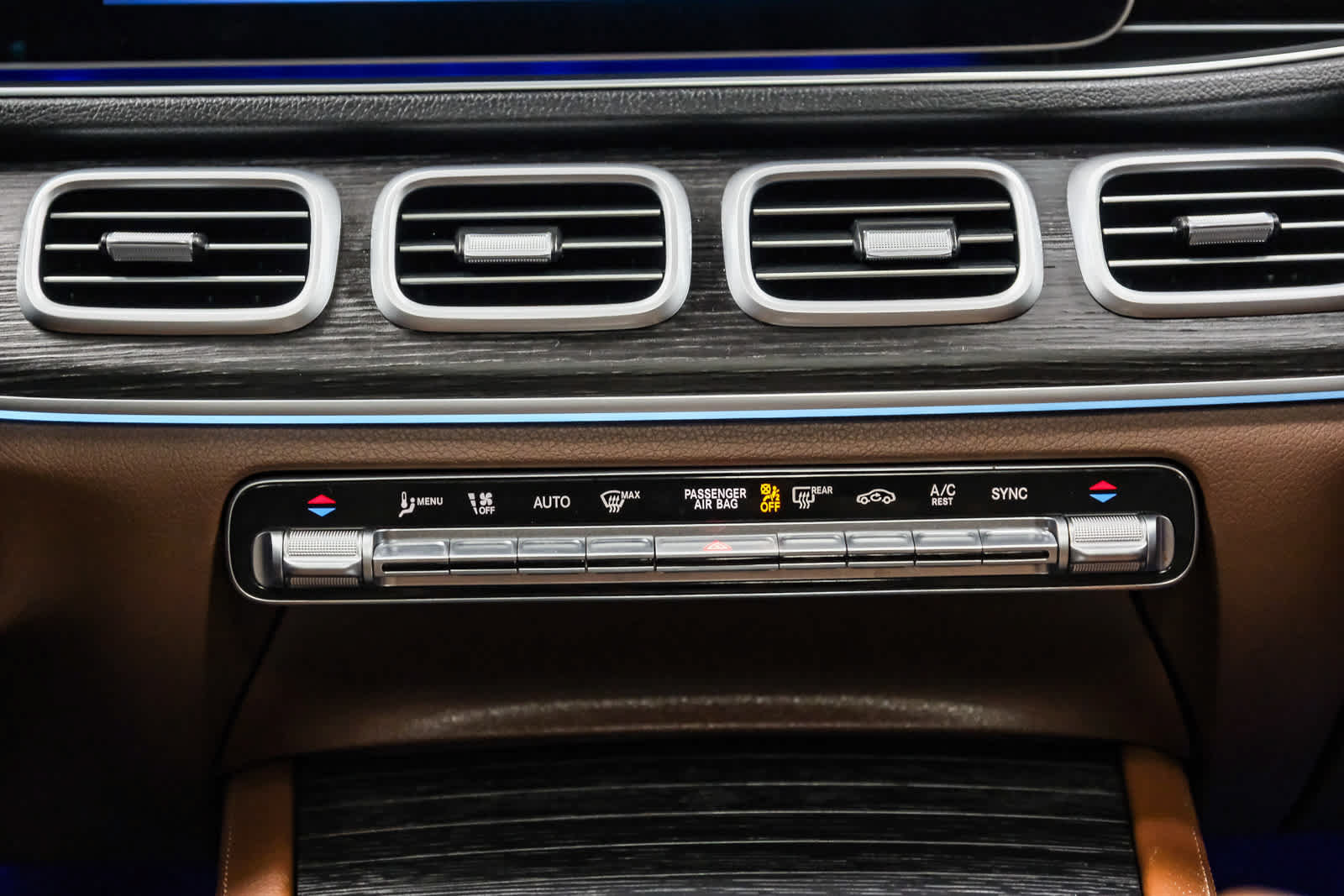 Certified 2024 Mercedes-Benz GLE 350 4MATIC image 17