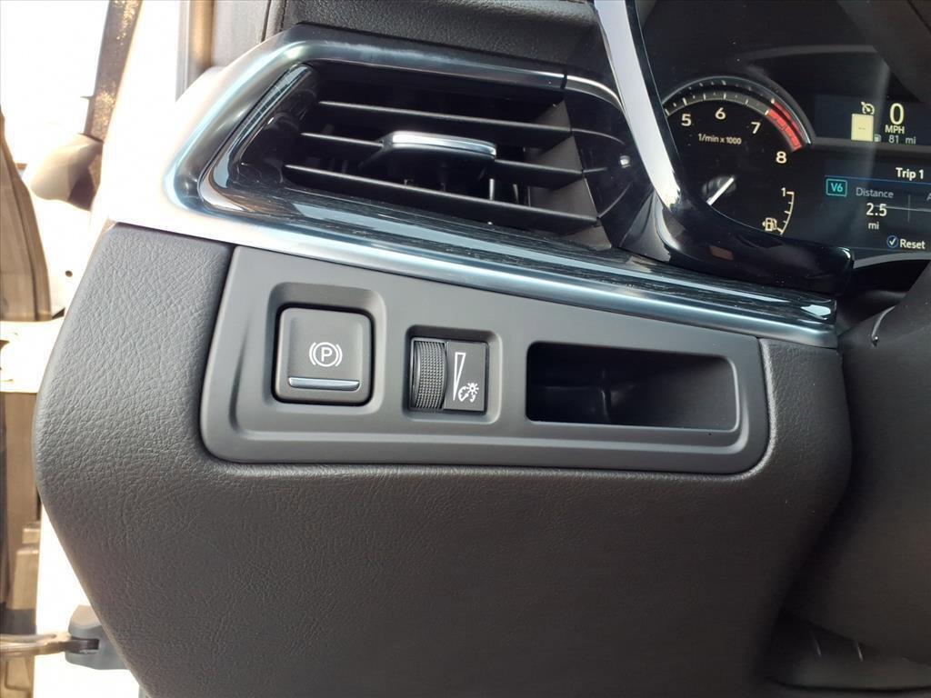 New 2025 Cadillac XT5 Premium Luxury w/ LPO, Floor Liner Package image 17