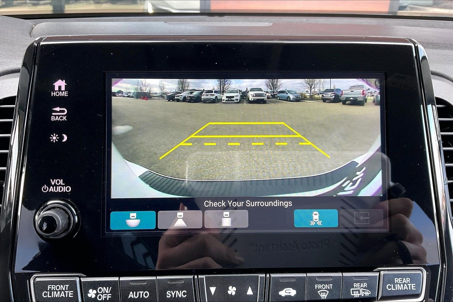 Used 2023 Honda Odyssey Touring image 13