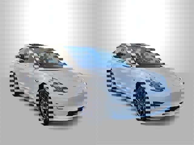 Used 2019 Tesla Model 3 Standard Range Plus image 2