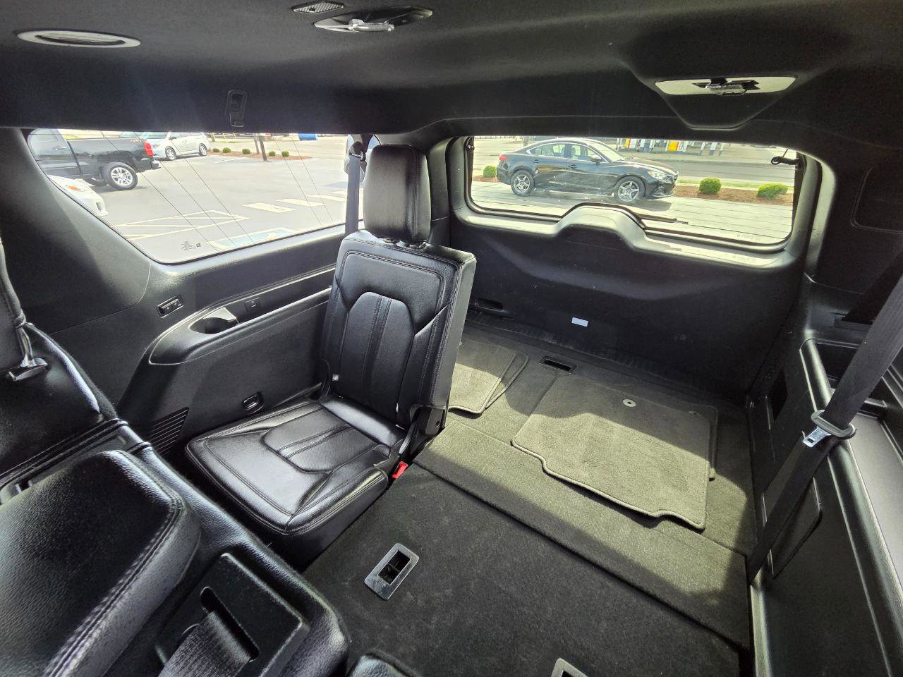 Used 2019 Ford Expedition Max Limited image 16