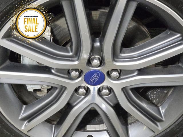 Used 2019 Ford Edge Titanium w/ Cold Weather Package image 10