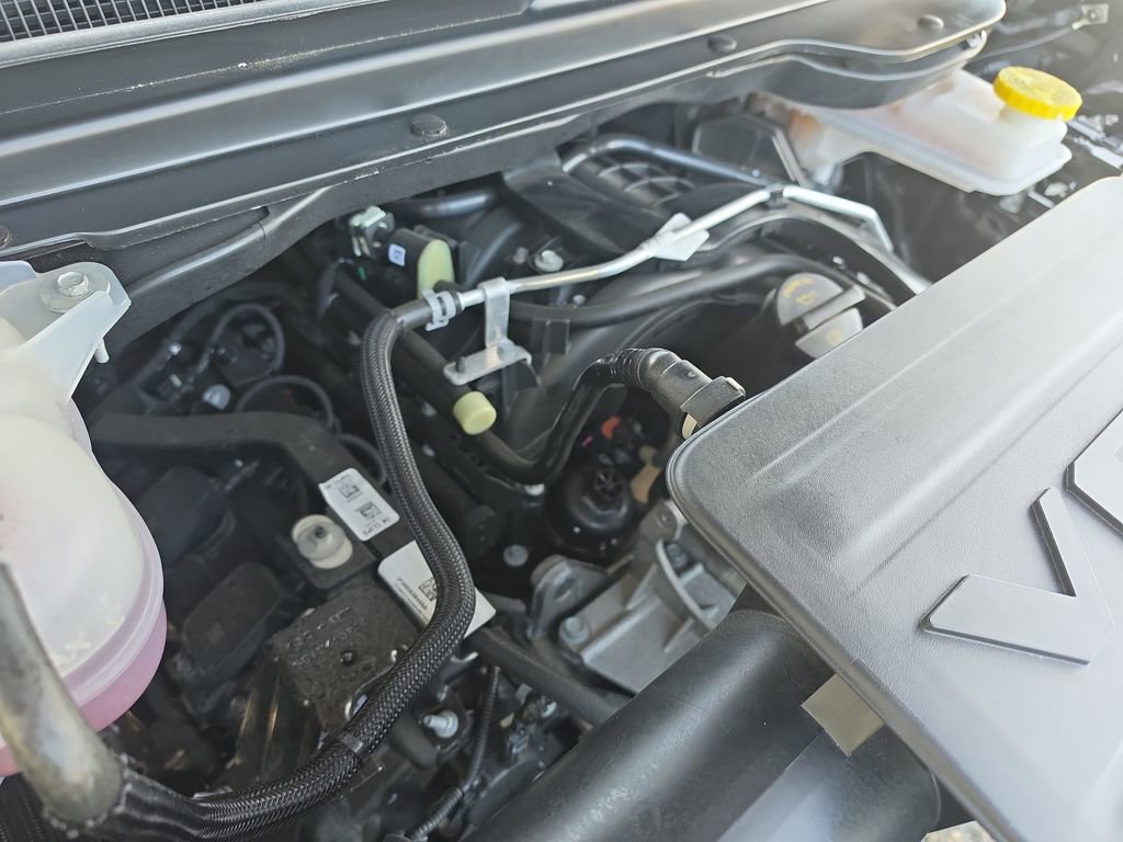 Used 2025 RAM 1500 Tradesman w/ Night Edition AWD/4WD image 7