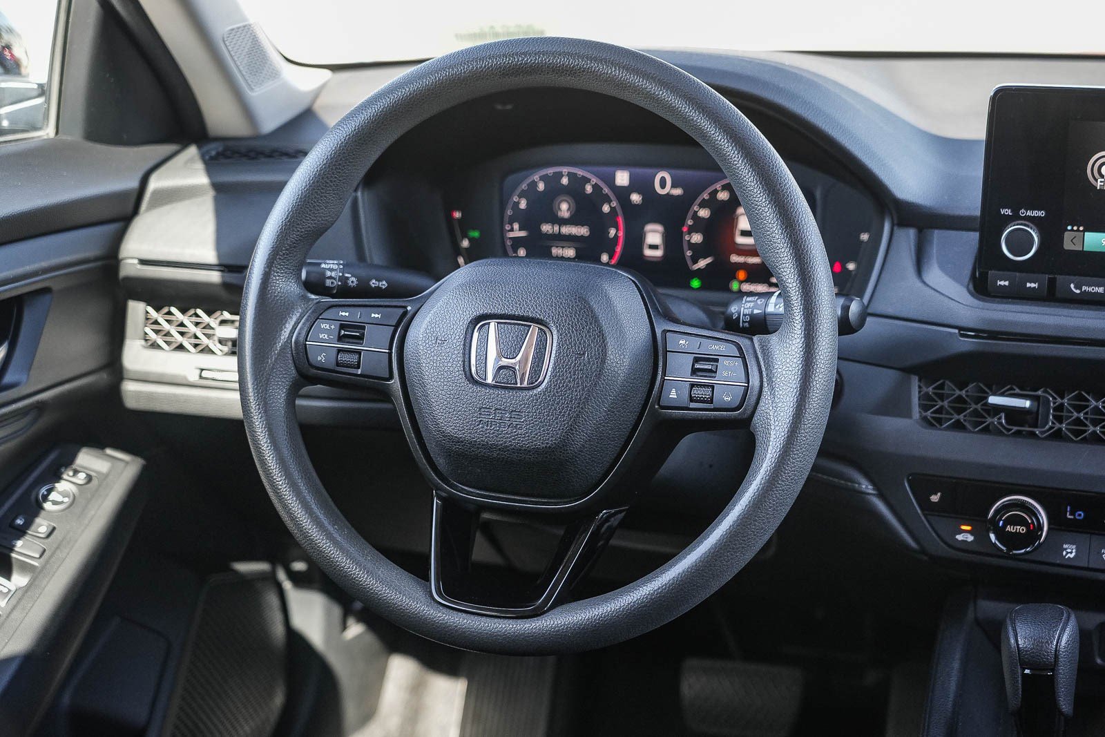 Certified 2023 Honda Accord EX image 16