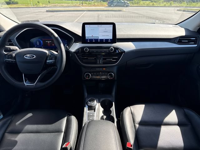 Used 2022 Ford Escape SEL w/ Technology Package AWD/4WD image 18