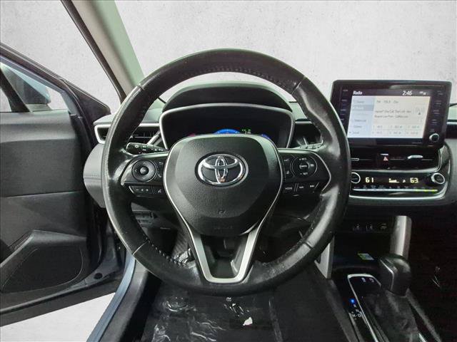 Used 2022 Toyota Corolla Cross XLE w/ Black Badges Package (TMS) FWD image 28