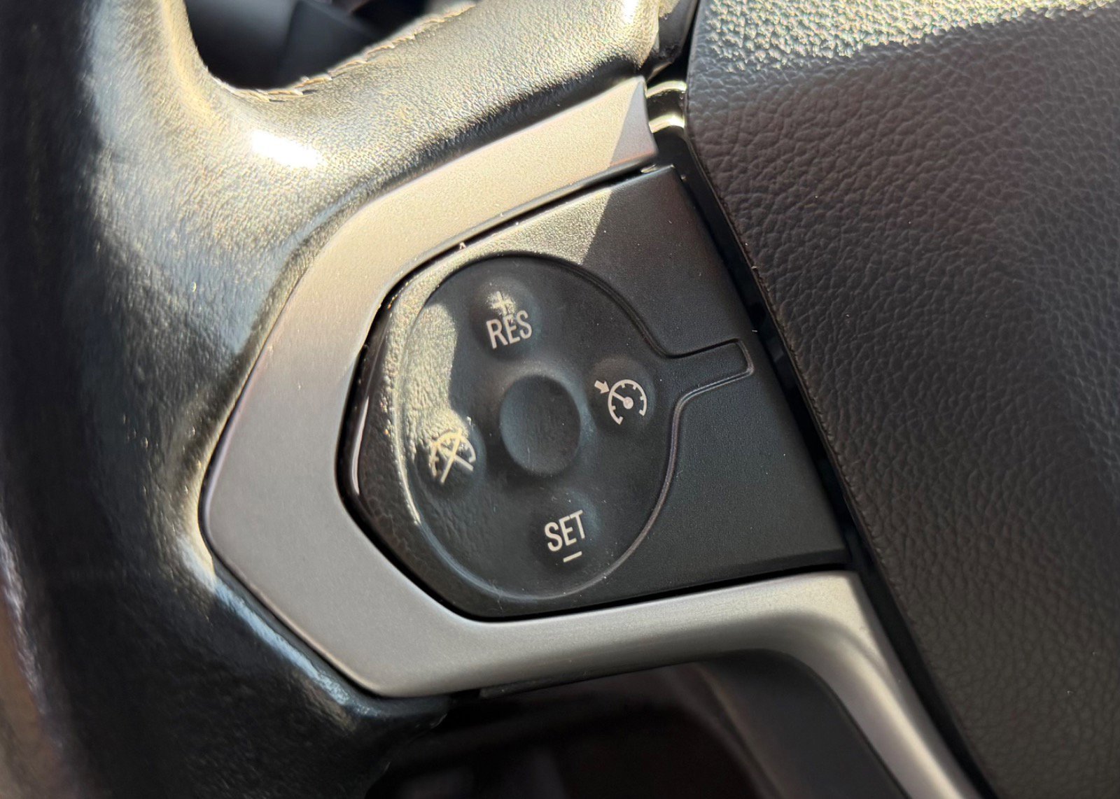 Used 2018 Chevrolet Colorado ZR2 image 27