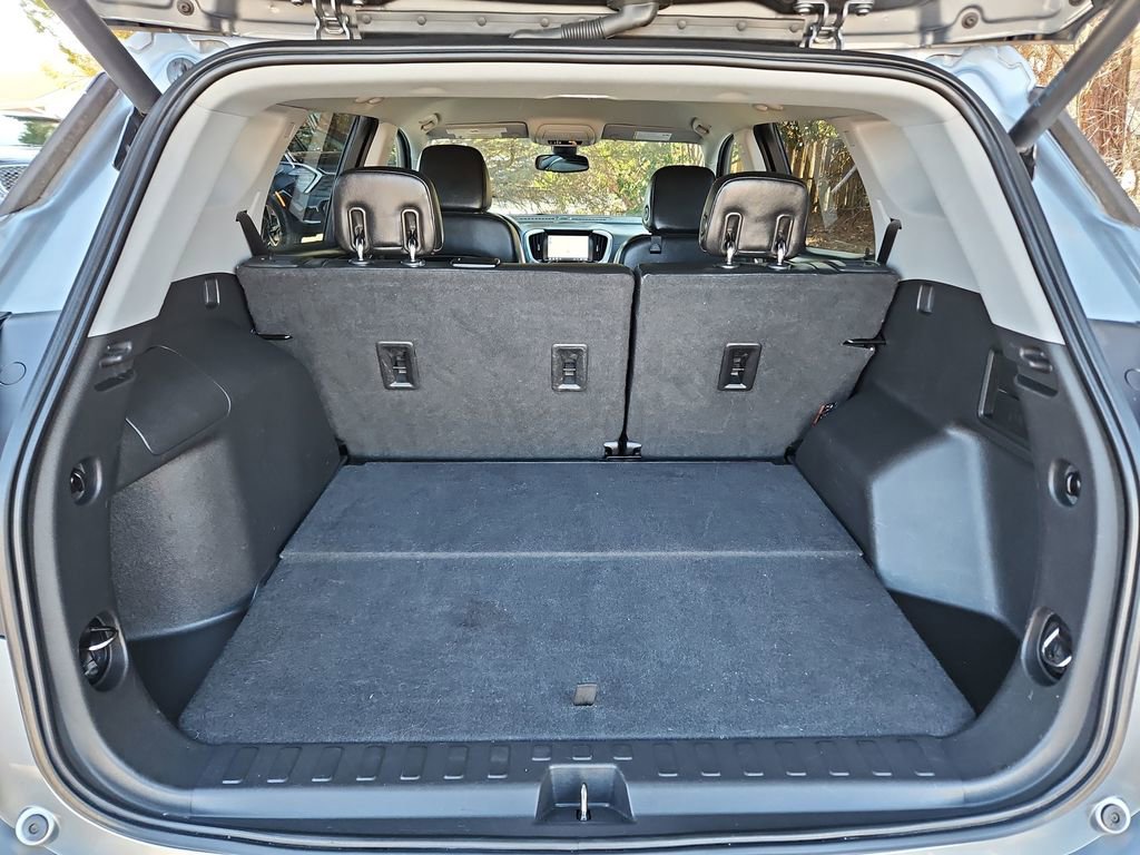 Used 2020 GMC Terrain SLT w/ Preferred Package image 31