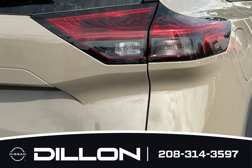 New 2026 Nissan Rogue SV w/ Rock Creek Premium Package AWD/4WD image 28