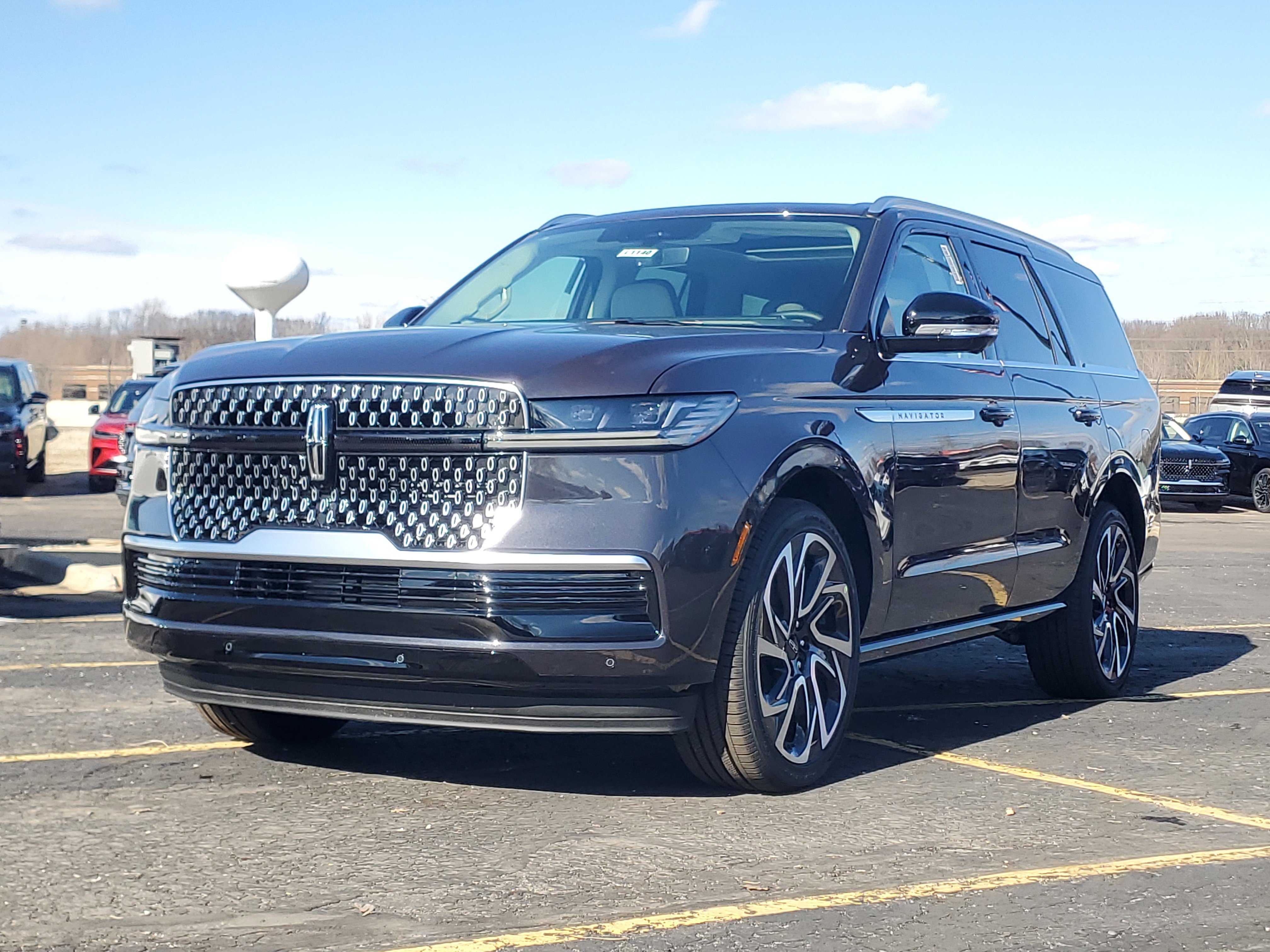 New 2026 Lincoln Navigator Reserve video 2