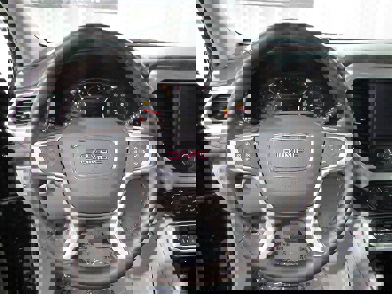 Used 2023 GMC Acadia SLT image 25