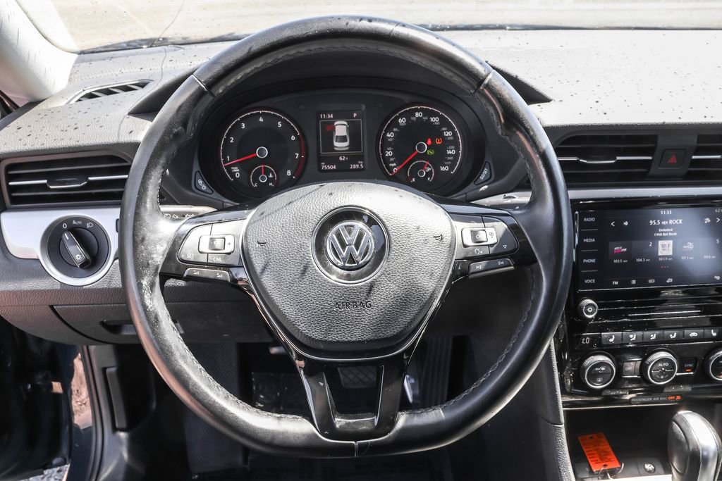 Used 2020 Volkswagen Passat 2.0T SE FWD image 18