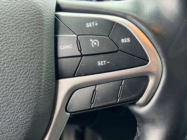 Used 2020 Jeep Grand Cherokee Limited image 23