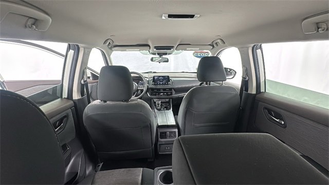 Used 2023 Nissan Rogue SV image 17