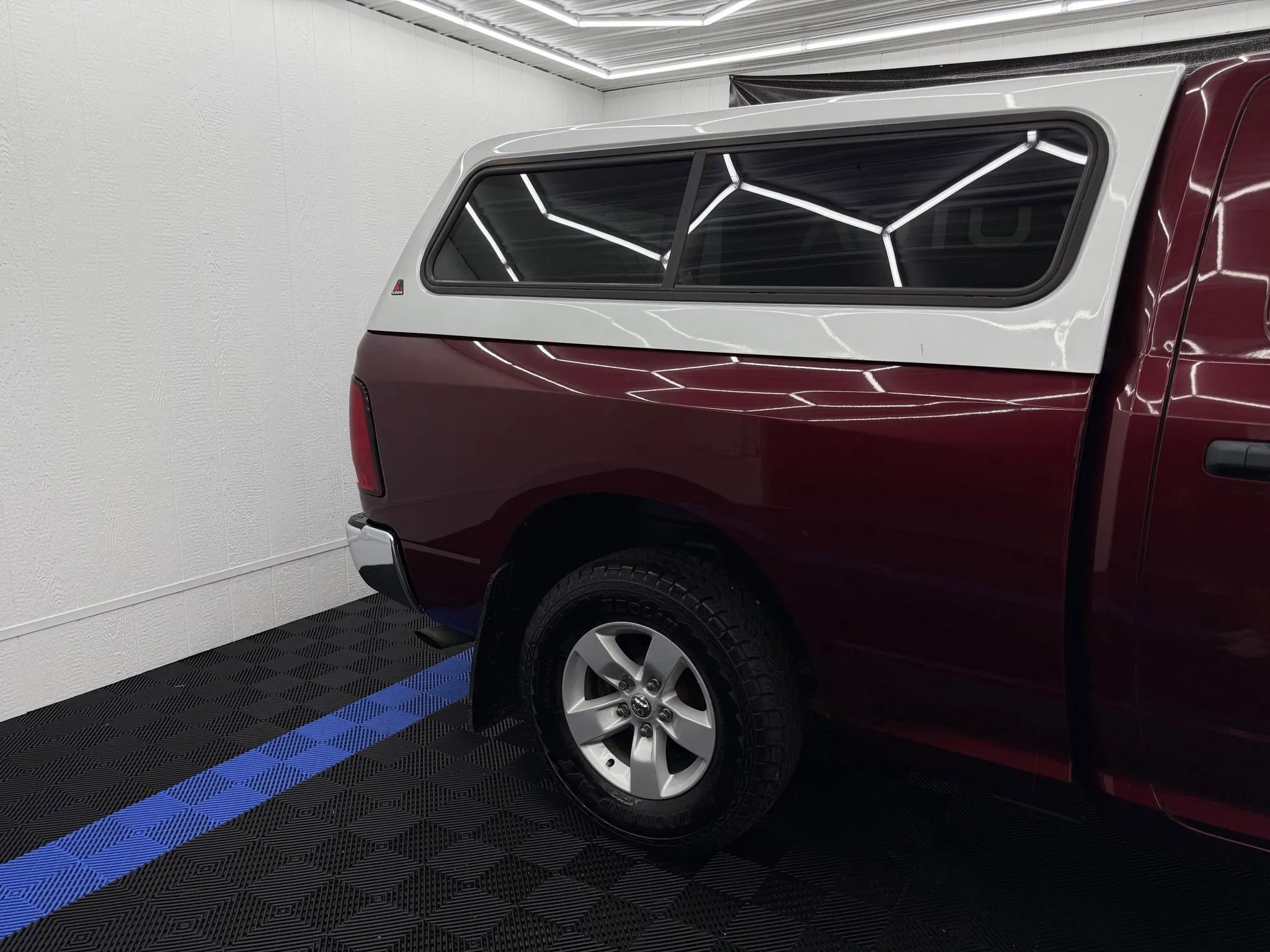 Used 2017 RAM 1500 ST w/ SXT Appearance Group image 3
