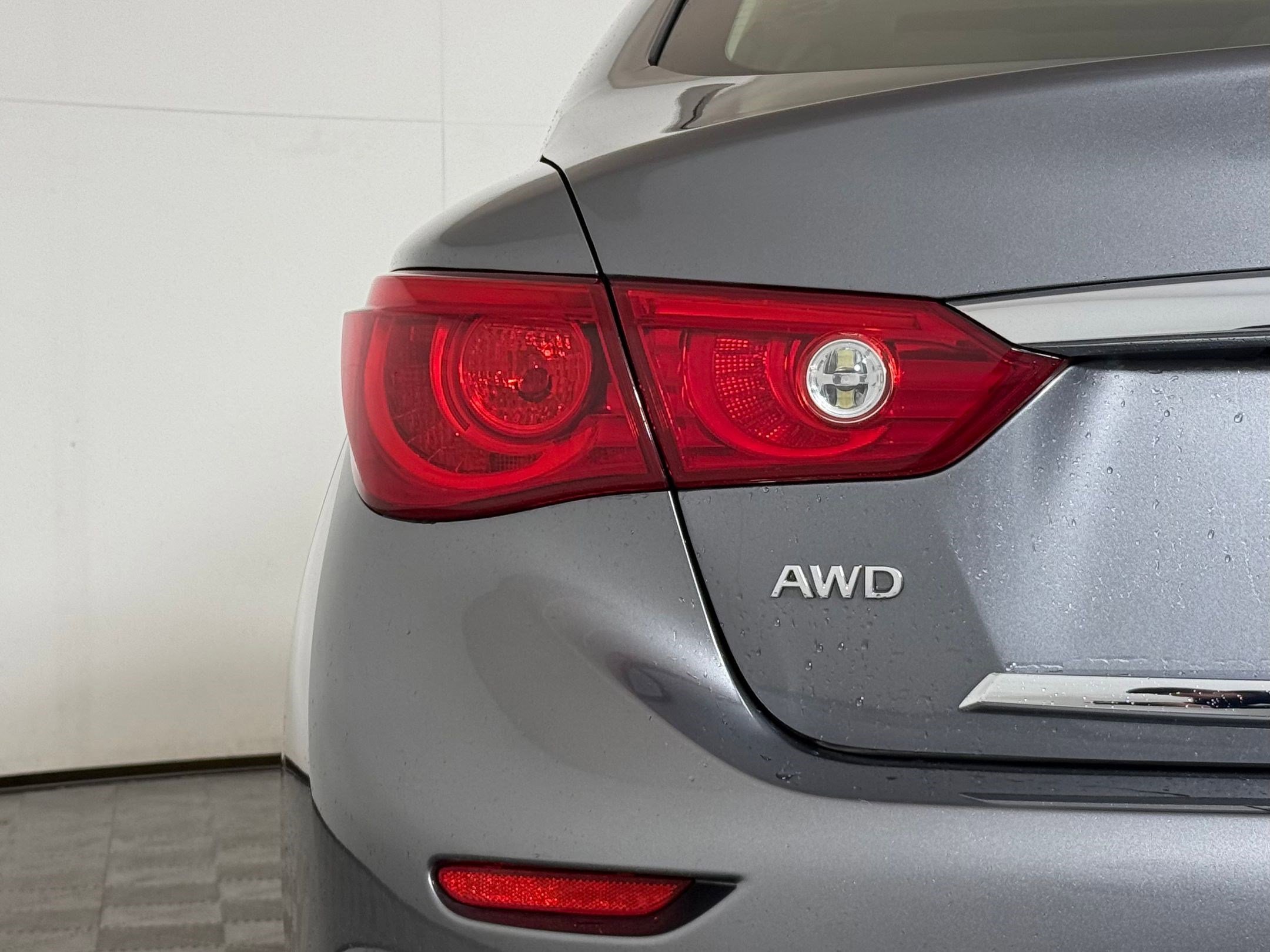 Used 2015 INFINITI Q50 Premium w/ Navigation Package image 13