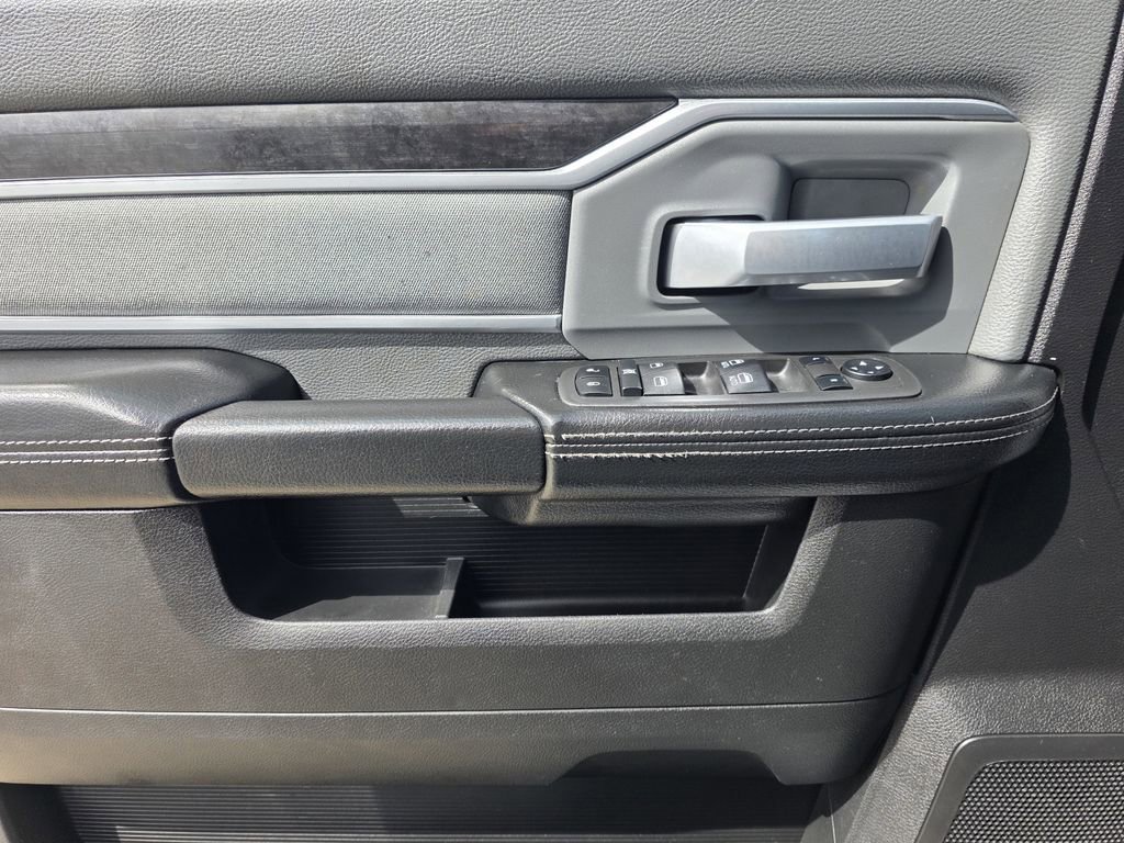 Used 2022 RAM 2500 Big Horn w/ Cold Weather Group image 16