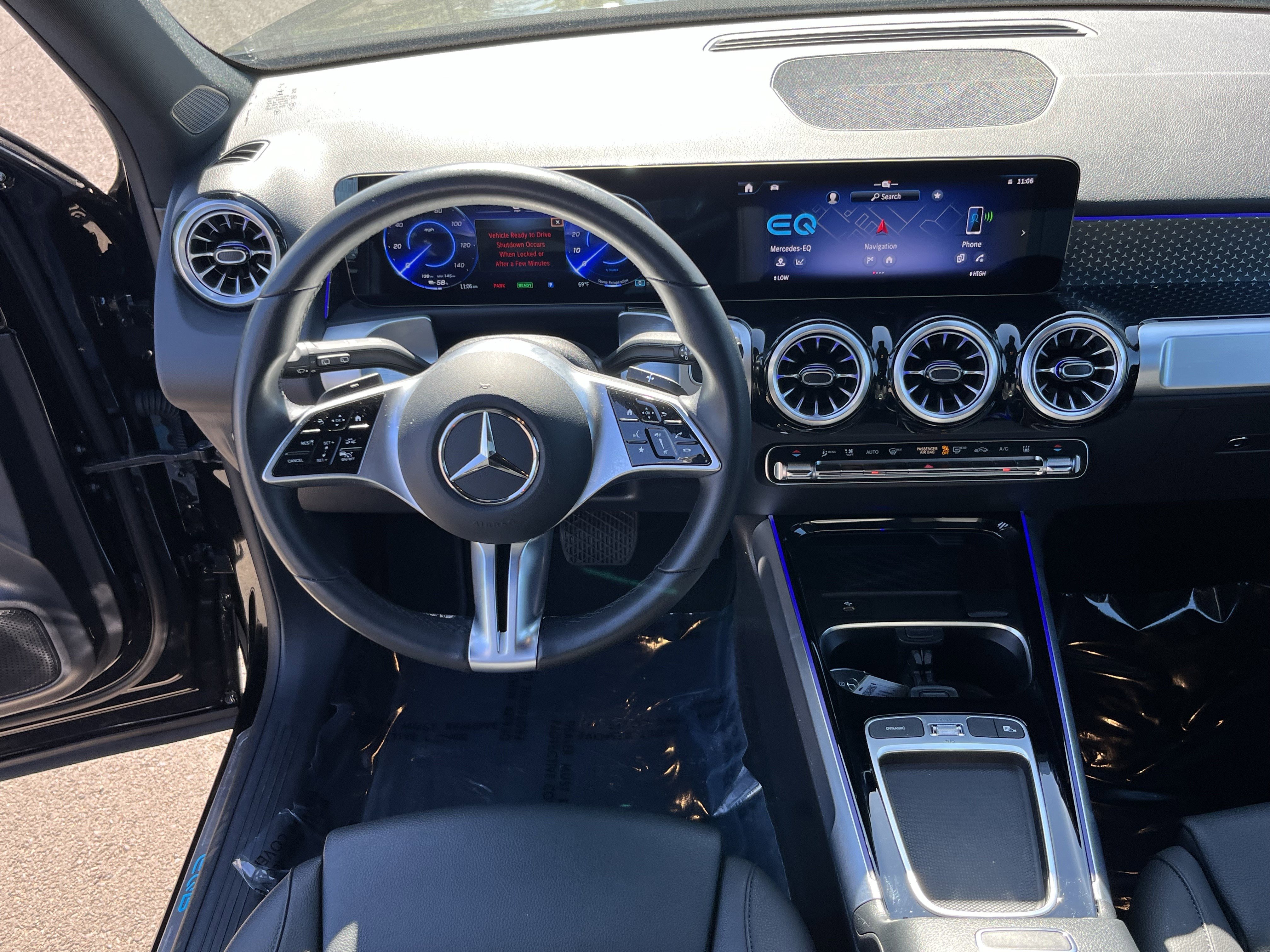 Used 2024 Mercedes-Benz EQB 300 4MATIC image 11