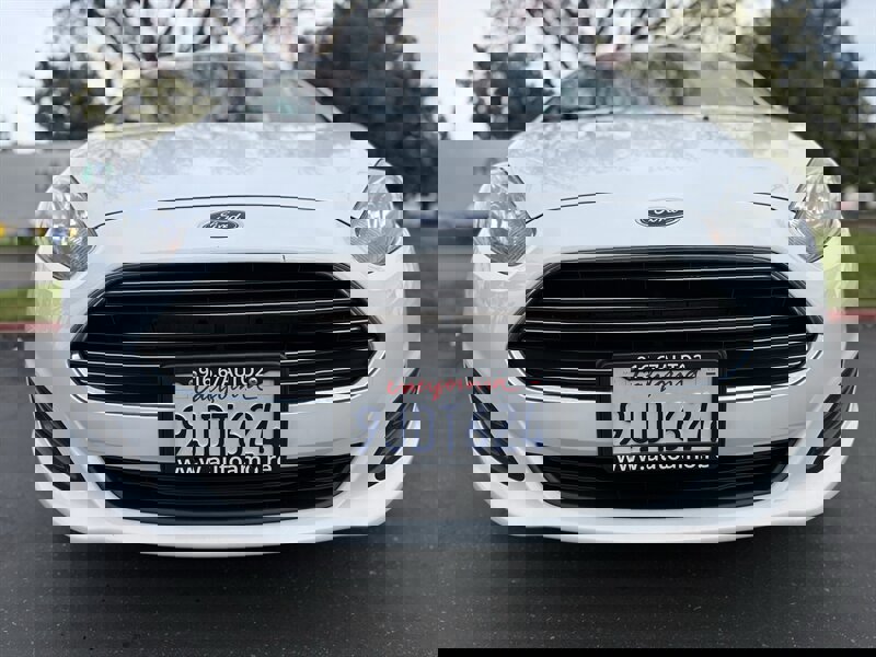 Used 2017 Ford Fiesta S image 5