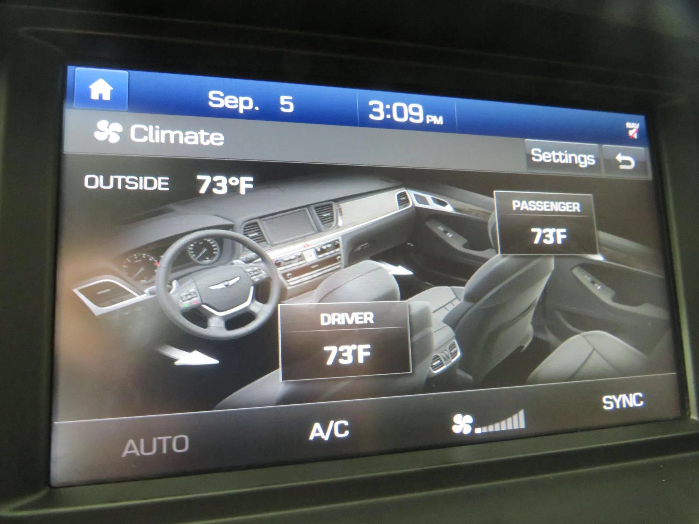Used 2020 Genesis G80 3.8 AWD/4WD image 19