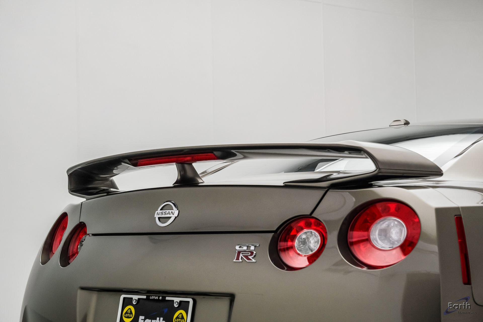 Used 2009 Nissan GT-R Premium AWD/4WD image 22