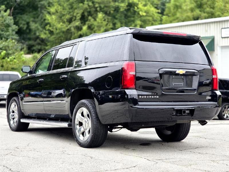 Used 2016 Chevrolet Suburban LT w/ LT Signature Package image 5