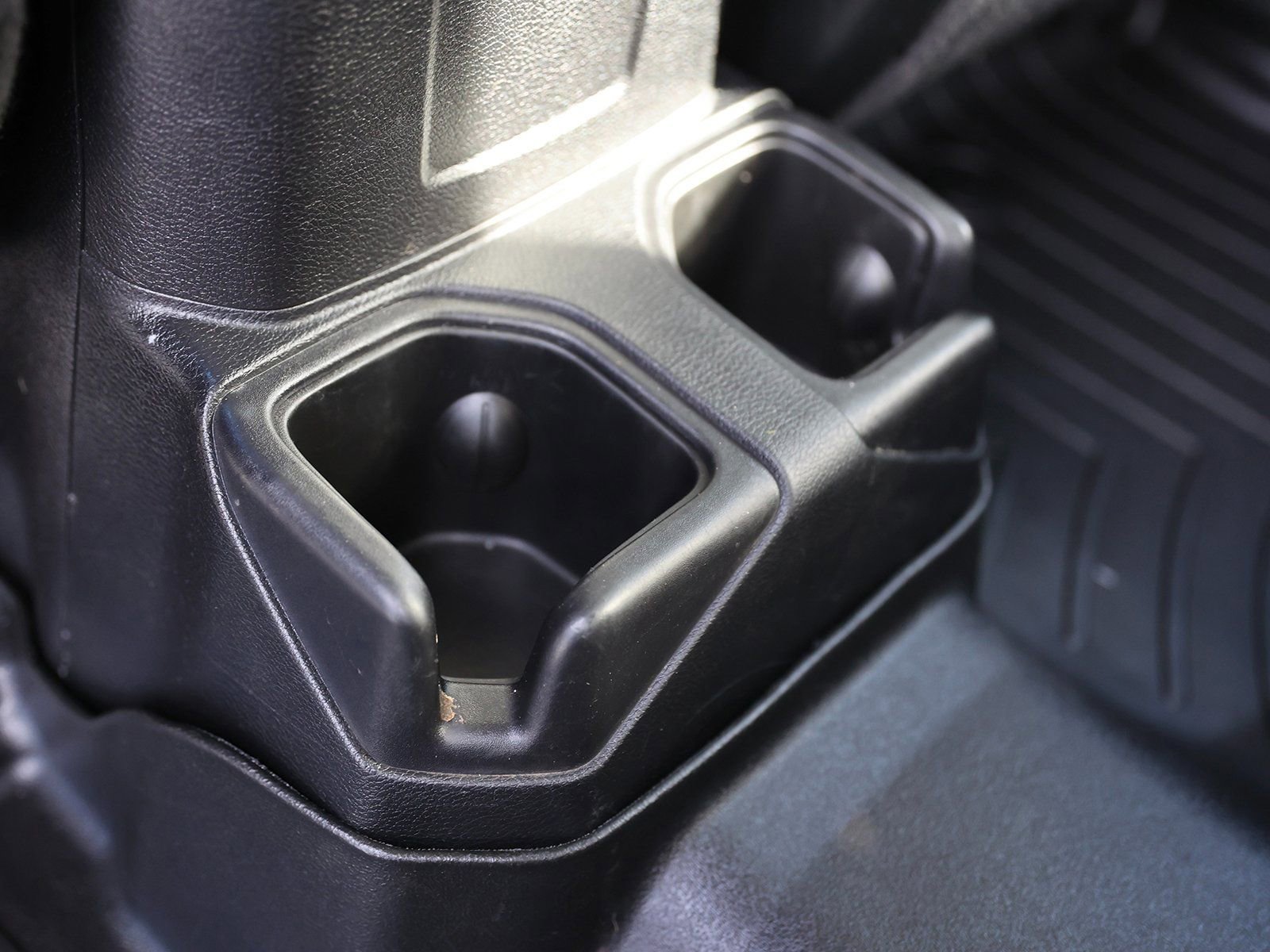 Used 2018 Jeep Wrangler Unlimited Sport S image 22