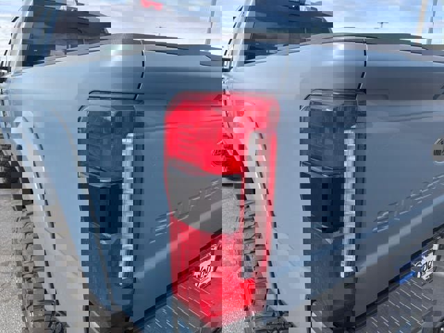 New 2026 Ford F250 Lariat w/ Black Appearance Package image 36