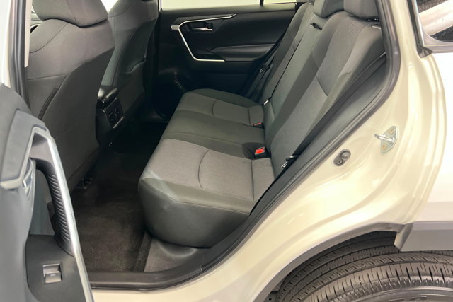 Used 2025 Toyota RAV4 XLE AWD/4WD image 22