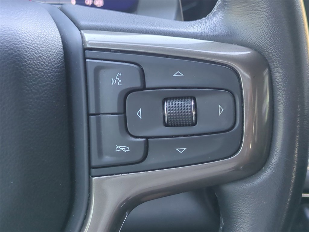 Used 2023 Chevrolet Silverado 1500 High Country w/ Technology Package image 27