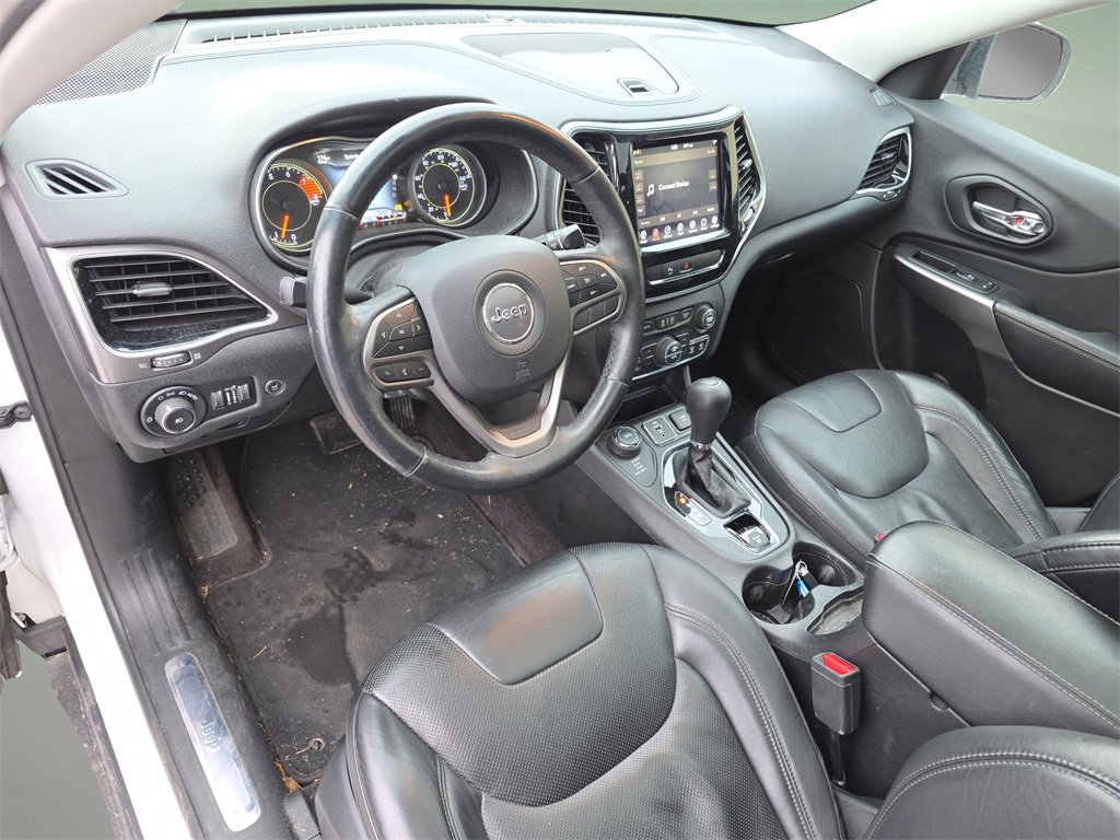 Used 2019 Jeep Cherokee Limited image 14