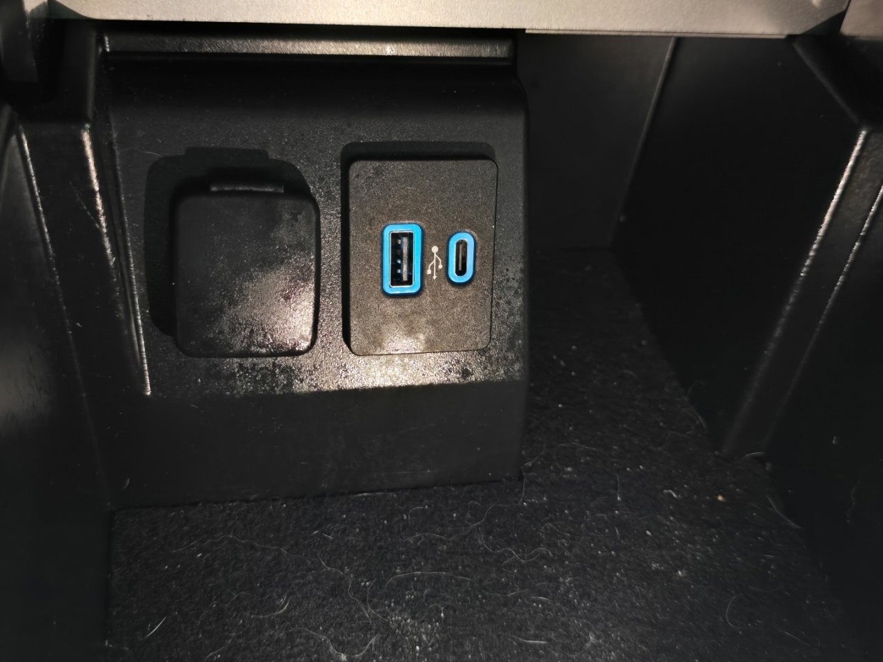 Used 2023 Ford Explorer 4WD image 26