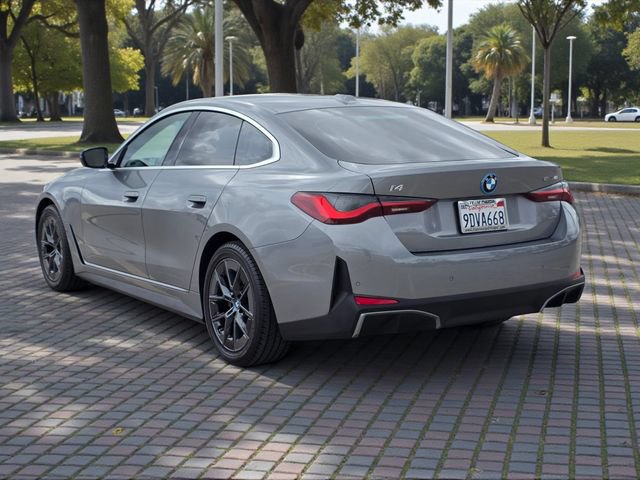 Used 2023 BMW i4 eDrive40 RWD image 7