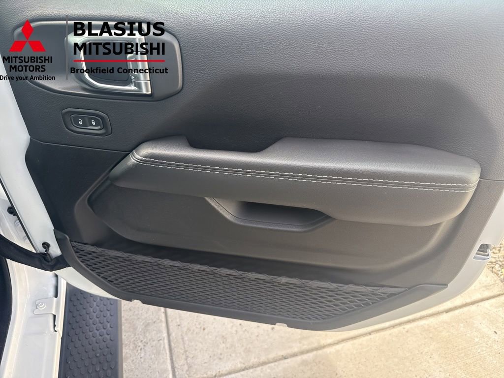 Used 2023 Jeep Wrangler Unlimited Sahara w/ Cold Weather Group image 45