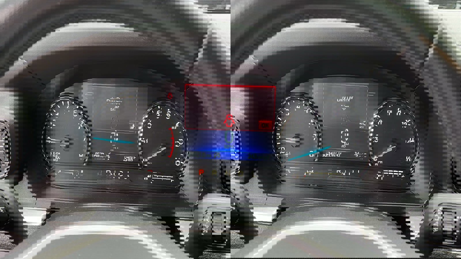 Used 2021 Ford Explorer XLT image 16