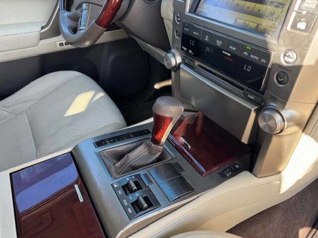 Used 2010 Lexus GX 460 image 28