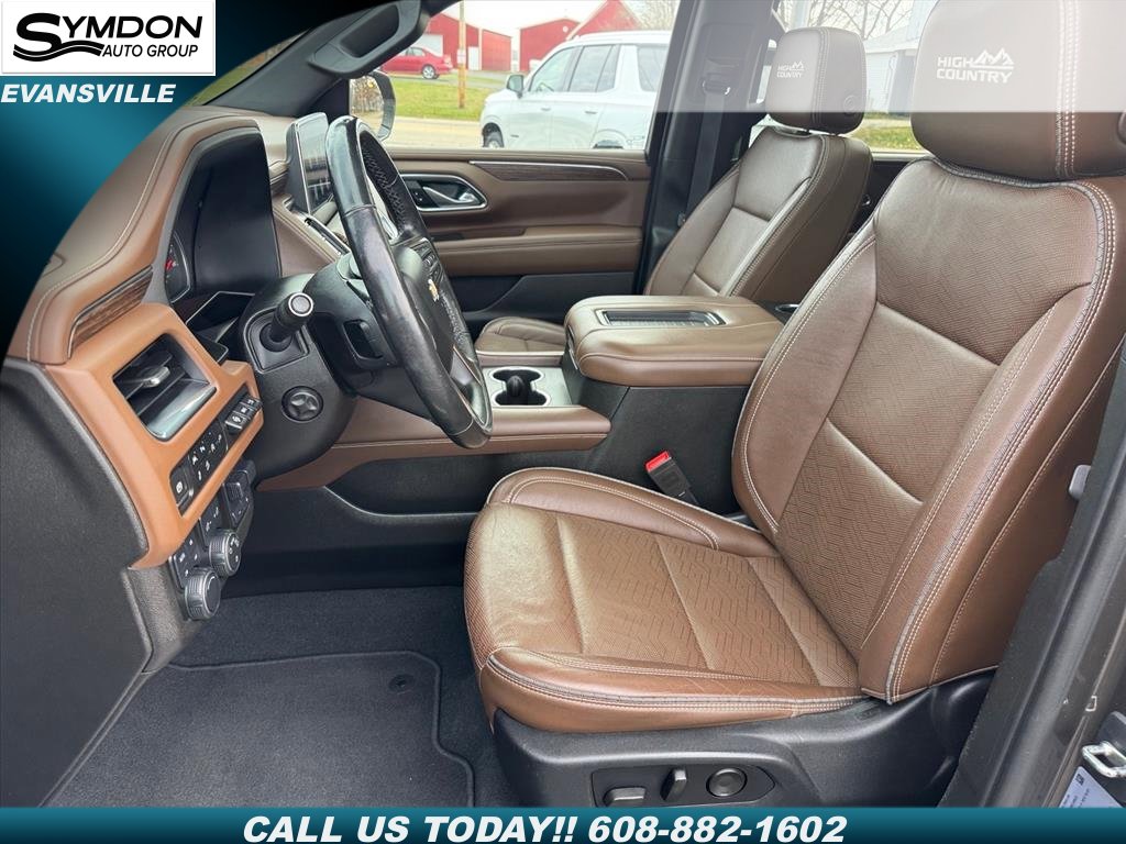Used 2021 Chevrolet Suburban High Country w/ Premium Package image 8