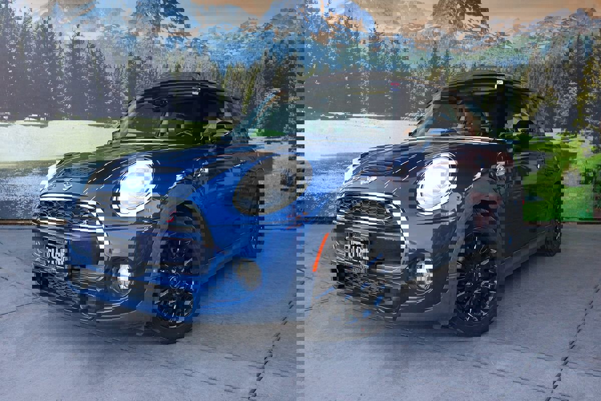 Used 2014 MINI Cooper S image 1