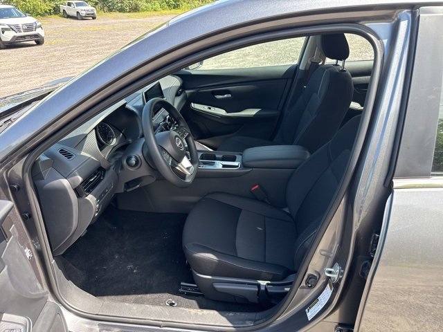 New 2025 Nissan Sentra SV image 11