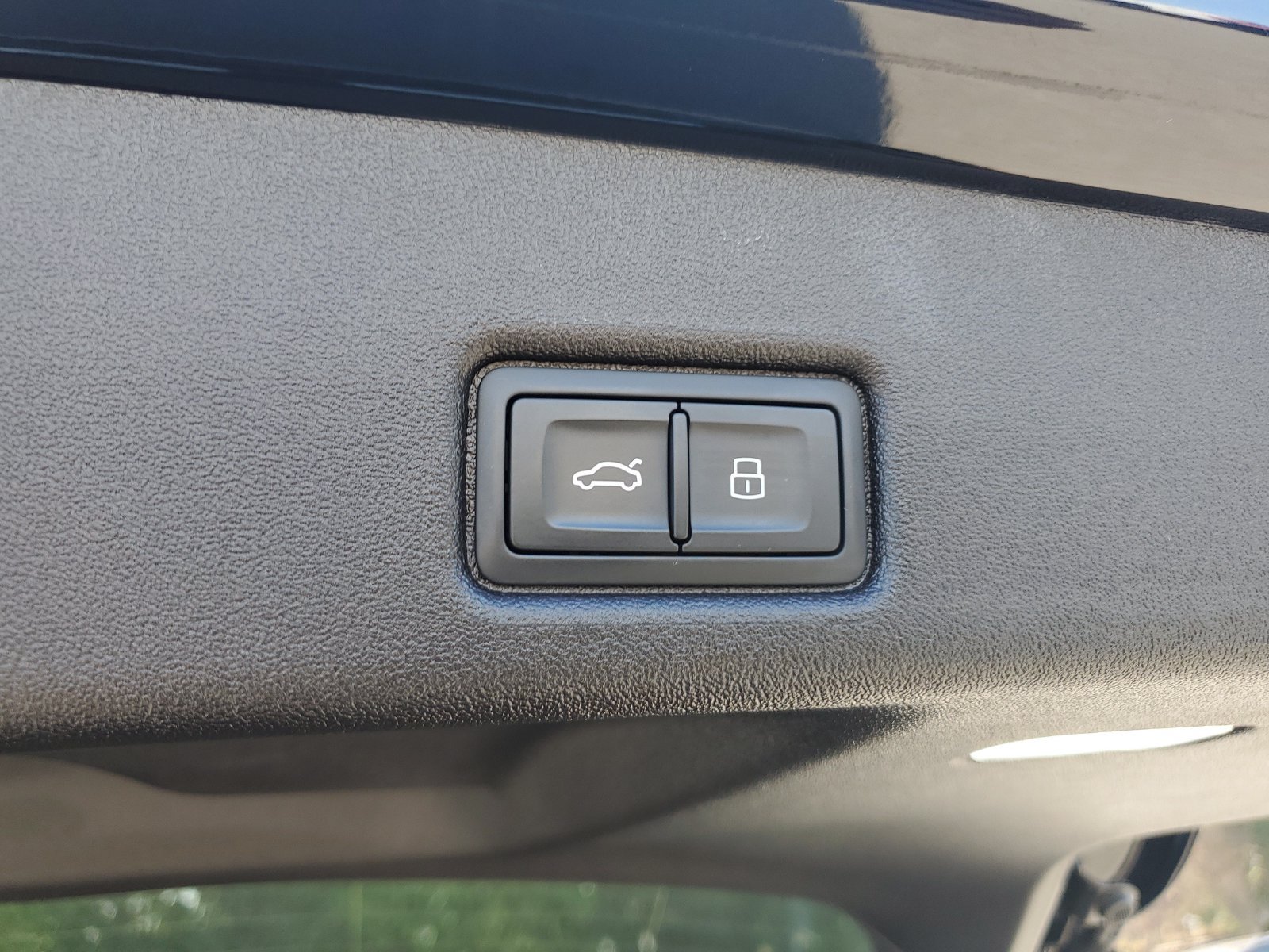 Used 2025 Audi Q5 Premium w/ Premium Plus AWD/4WD image 9