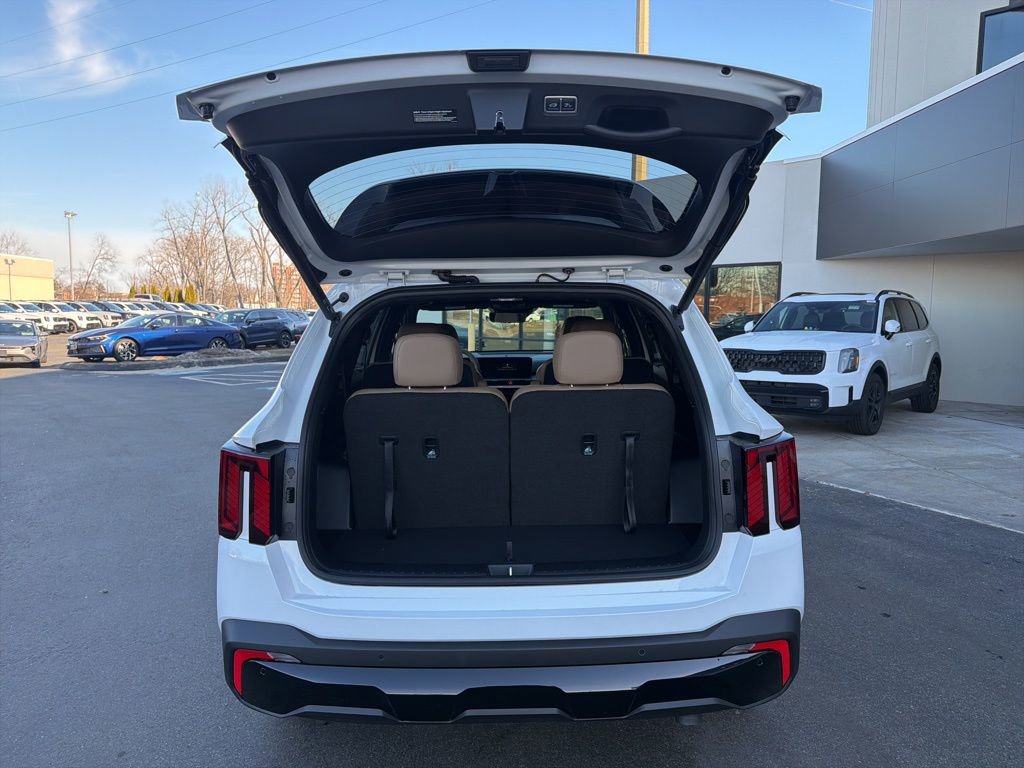 New 2026 Kia Sorento SX Prestige w/ Olive Brown Leather Package image 18