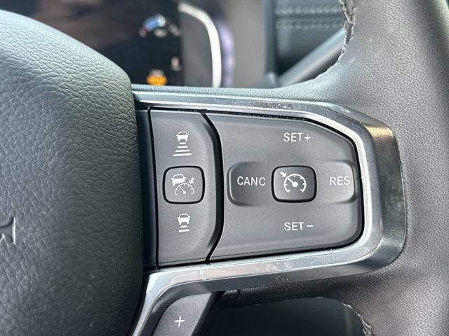 New 2026 RAM 3500 Laramie AWD/4WD image 25