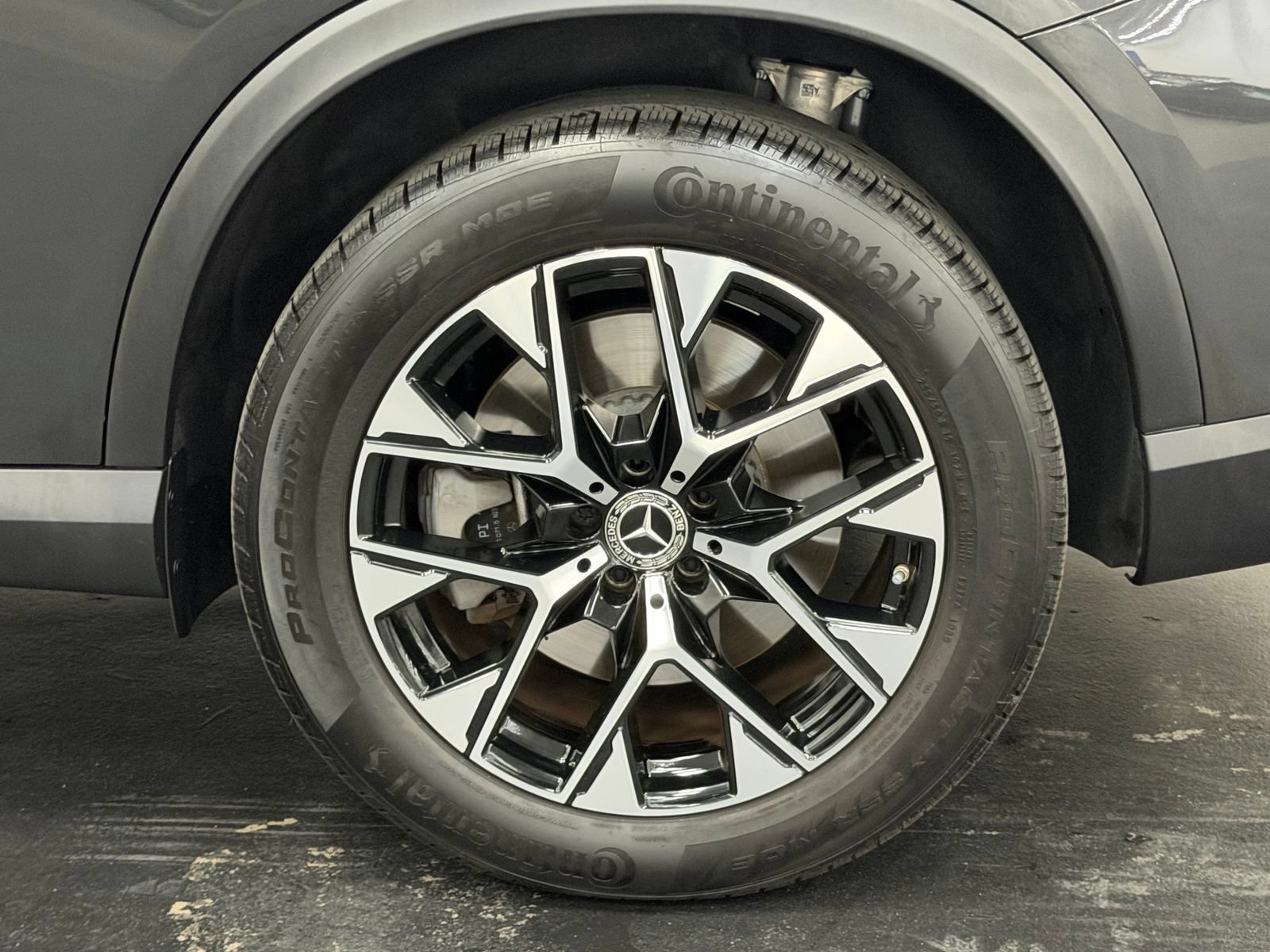 Used 2025 Mercedes-Benz GLC 350e 4MATIC image 18