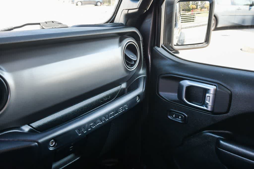 Used 2020 Jeep Wrangler Sport AWD/4WD image 24