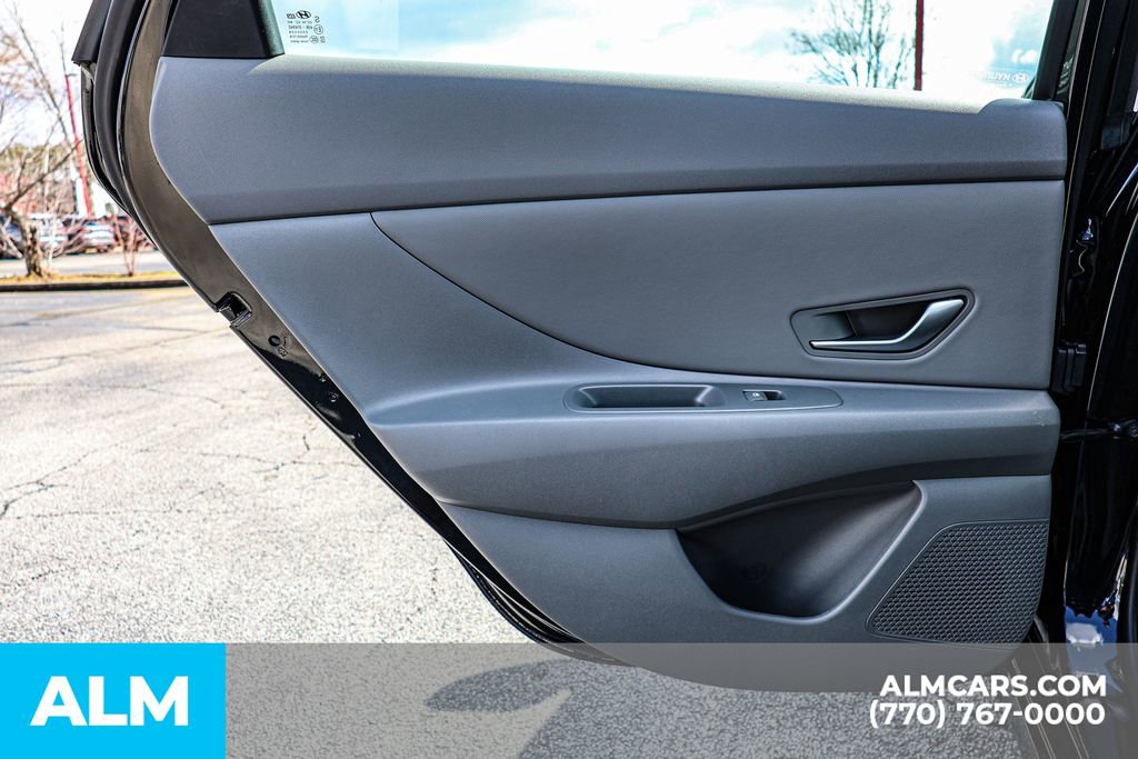Used 2025 Hyundai Elantra Sport FWD image 49