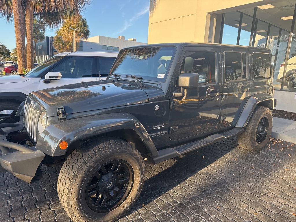 Used 2017 Jeep Wrangler Unlimited Sahara w/ Connectivity Group image 1