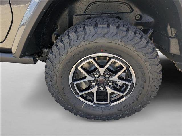 New 2025 Jeep Wrangler Rubicon w/ Convenience Group AWD/4WD image 10
