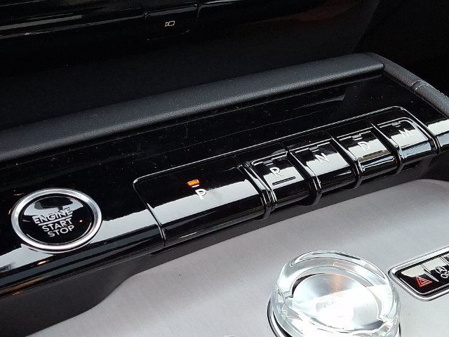 New 2027 Lincoln Navigator Reserve AWD/4WD image 14